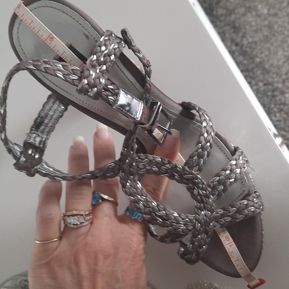 Lavender /gray silver platform heels - Picture 10 of 11